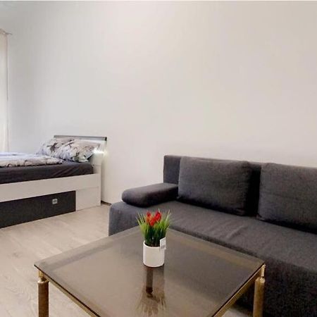 Premier Quad Room Wh Vienna Exterior photo