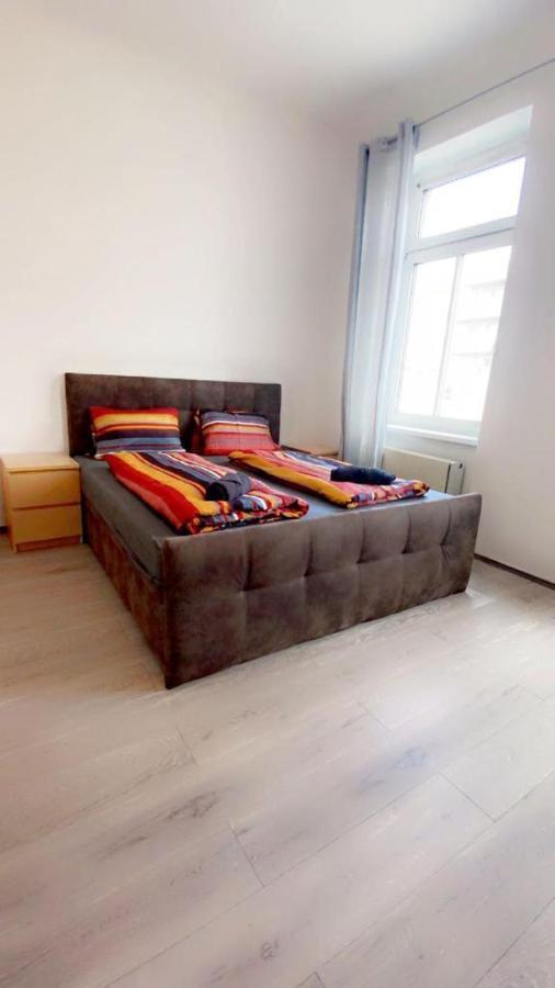 Premier Quad Room Wh Vienna Exterior photo